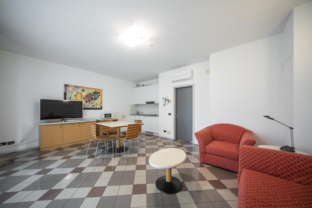 Aparthotel Piazzi House Sondrio Exteriér fotografie