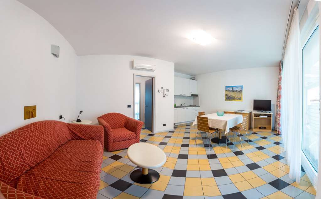 Aparthotel Piazzi House Sondrio Pokoj fotografie